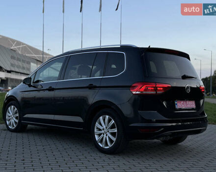 Черный Фольксваген Туран, объемом двигателя 1.97 л и пробегом 260 тыс. км за 15499 $, фото 44 на Automoto.ua