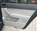 Черный Фольксваген Туран, объемом двигателя 1.97 л и пробегом 227 тыс. км за 15900 $, фото 38 на Automoto.ua