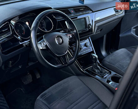 Черный Фольксваген Туран, объемом двигателя 1.97 л и пробегом 260 тыс. км за 15499 $, фото 54 на Automoto.ua