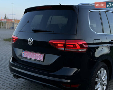 Черный Фольксваген Туран, объемом двигателя 1.97 л и пробегом 260 тыс. км за 15499 $, фото 38 на Automoto.ua