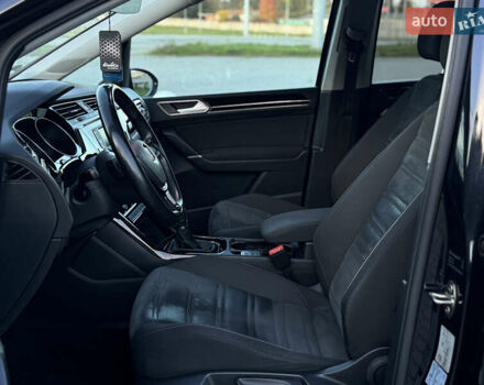 Черный Фольксваген Туран, объемом двигателя 1.97 л и пробегом 260 тыс. км за 15499 $, фото 52 на Automoto.ua