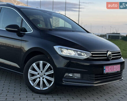 Черный Фольксваген Туран, объемом двигателя 1.97 л и пробегом 260 тыс. км за 15499 $, фото 13 на Automoto.ua