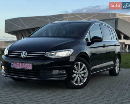 Черный Фольксваген Туран, объемом двигателя 1.97 л и пробегом 260 тыс. км за 15499 $, фото 26 на Automoto.ua