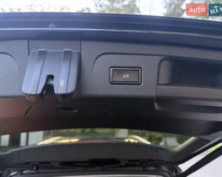 Чорний Фольксваген Туран, об'ємом двигуна 2 л та пробігом 239 тис. км за 16250 $, фото 59 на Automoto.ua