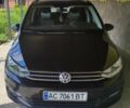 Чорний Фольксваген Туран, об'ємом двигуна 2 л та пробігом 171 тис. км за 17500 $, фото 1 на Automoto.ua