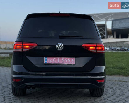 Черный Фольксваген Туран, объемом двигателя 1.97 л и пробегом 260 тыс. км за 15499 $, фото 48 на Automoto.ua