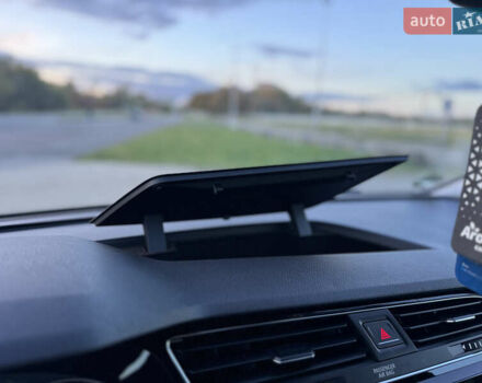 Черный Фольксваген Туран, объемом двигателя 1.97 л и пробегом 260 тыс. км за 15499 $, фото 74 на Automoto.ua