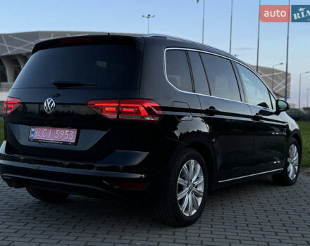 Черный Фольксваген Туран, объемом двигателя 1.97 л и пробегом 260 тыс. км за 15499 $, фото 42 на Automoto.ua
