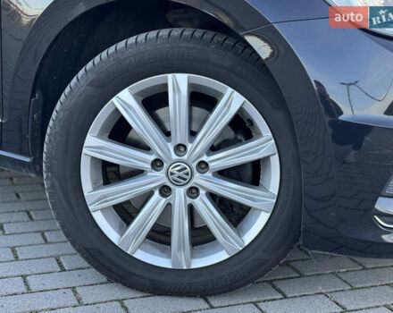 Черный Фольксваген Туран, объемом двигателя 1.97 л и пробегом 260 тыс. км за 15499 $, фото 19 на Automoto.ua