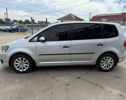 Черный Фольксваген Туран, объемом двигателя 3 л и пробегом 300 тыс. км за 10790 $, фото 2 на Automoto.ua