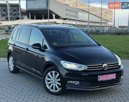 Черный Фольксваген Туран, объемом двигателя 1.97 л и пробегом 260 тыс. км за 15499 $, фото 7 на Automoto.ua