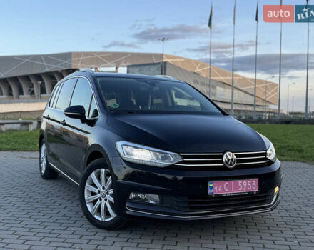 Черный Фольксваген Туран, объемом двигателя 1.97 л и пробегом 260 тыс. км за 15499 $, фото 1 на Automoto.ua