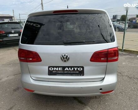 Черный Фольксваген Туран, объемом двигателя 3 л и пробегом 300 тыс. км за 10790 $, фото 4 на Automoto.ua