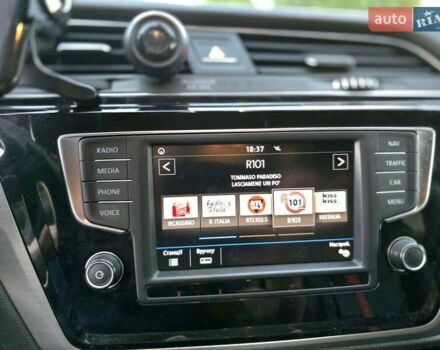 Чорний Фольксваген Туран, об'ємом двигуна 1.97 л та пробігом 240 тис. км за 14700 $, фото 16 на Automoto.ua