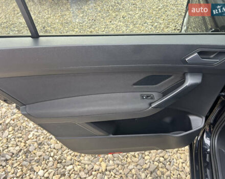 Черный Фольксваген Туран, объемом двигателя 1.6 л и пробегом 197 тыс. км за 14599 $, фото 24 на Automoto.ua