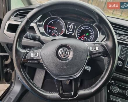 Чорний Фольксваген Туран, об'ємом двигуна 1.6 л та пробігом 207 тис. км за 15800 $, фото 20 на Automoto.ua