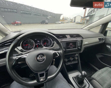 Черный Фольксваген Туран, объемом двигателя 1.97 л и пробегом 242 тыс. км за 14200 $, фото 40 на Automoto.ua