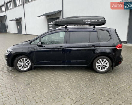 Черный Фольксваген Туран, объемом двигателя 1.97 л и пробегом 242 тыс. км за 14200 $, фото 3 на Automoto.ua