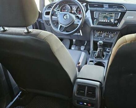 Черный Фольксваген Туран, объемом двигателя 1.6 л и пробегом 197 тыс. км за 14650 $, фото 34 на Automoto.ua