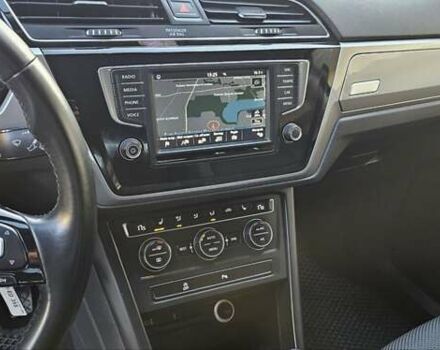 Черный Фольксваген Туран, объемом двигателя 1.6 л и пробегом 197 тыс. км за 14650 $, фото 27 на Automoto.ua