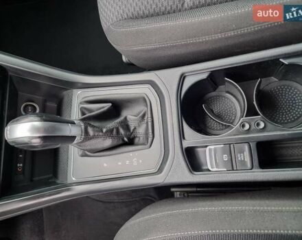 Чорний Фольксваген Туран, об'ємом двигуна 1.6 л та пробігом 207 тис. км за 15800 $, фото 23 на Automoto.ua