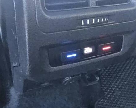 Черный Фольксваген Туран, объемом двигателя 1.6 л и пробегом 197 тыс. км за 14650 $, фото 30 на Automoto.ua