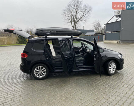 Черный Фольксваген Туран, объемом двигателя 1.97 л и пробегом 242 тыс. км за 14200 $, фото 33 на Automoto.ua