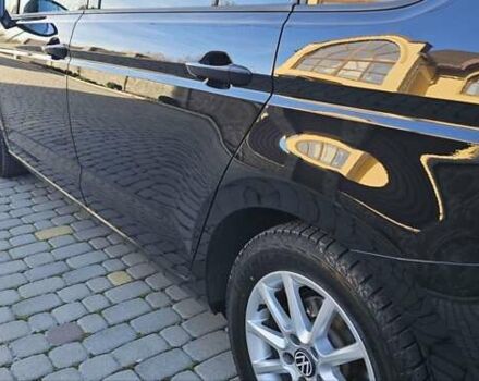 Черный Фольксваген Туран, объемом двигателя 1.6 л и пробегом 197 тыс. км за 14650 $, фото 5 на Automoto.ua