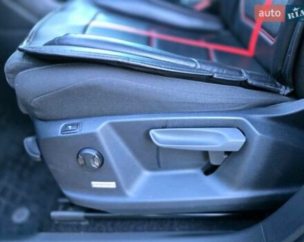 Чорний Фольксваген Туран, об'ємом двигуна 1.97 л та пробігом 240 тис. км за 14700 $, фото 28 на Automoto.ua