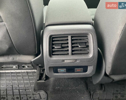 Черный Фольксваген Туран, объемом двигателя 1.97 л и пробегом 242 тыс. км за 14200 $, фото 18 на Automoto.ua