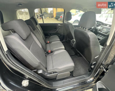 Черный Фольксваген Туран, объемом двигателя 1.6 л и пробегом 197 тыс. км за 14599 $, фото 27 на Automoto.ua