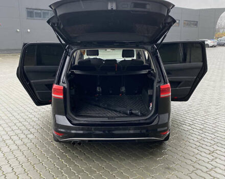 Черный Фольксваген Туран, объемом двигателя 1.97 л и пробегом 242 тыс. км за 14200 $, фото 34 на Automoto.ua