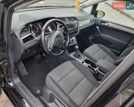 Чорний Фольксваген Туран, об'ємом двигуна 1.6 л та пробігом 207 тис. км за 15800 $, фото 18 на Automoto.ua