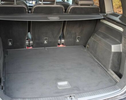 Черный Фольксваген Туран, объемом двигателя 1.8 л и пробегом 39 тыс. км за 5600 $, фото 13 на Automoto.ua