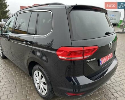 Черный Фольксваген Туран, объемом двигателя 1.6 л и пробегом 162 тыс. км за 16650 $, фото 6 на Automoto.ua
