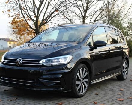 Черный Фольксваген Туран, объемом двигателя 1.8 л и пробегом 39 тыс. км за 5600 $, фото 1 на Automoto.ua