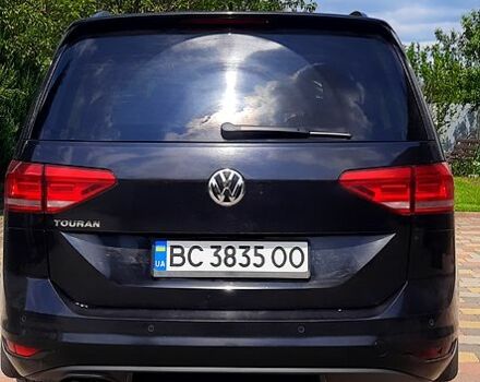 Черный Фольксваген Туран, объемом двигателя 2 л и пробегом 284 тыс. км за 17500 $, фото 4 на Automoto.ua
