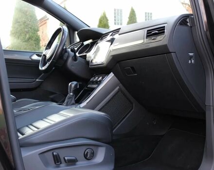 Черный Фольксваген Туран, объемом двигателя 1.8 л и пробегом 39 тыс. км за 5600 $, фото 10 на Automoto.ua