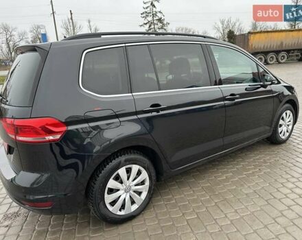 Черный Фольксваген Туран, объемом двигателя 1.6 л и пробегом 162 тыс. км за 16650 $, фото 3 на Automoto.ua