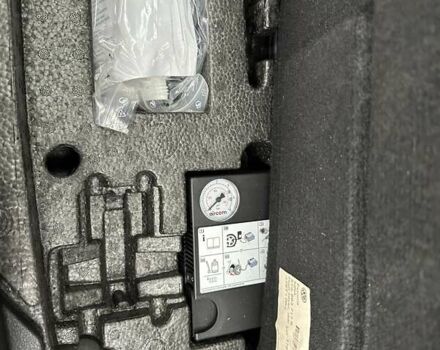 Черный Фольксваген Туран, объемом двигателя 1.6 л и пробегом 162 тыс. км за 16650 $, фото 28 на Automoto.ua