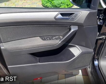 Черный Фольксваген Туран, объемом двигателя 2 л и пробегом 284 тыс. км за 17500 $, фото 6 на Automoto.ua