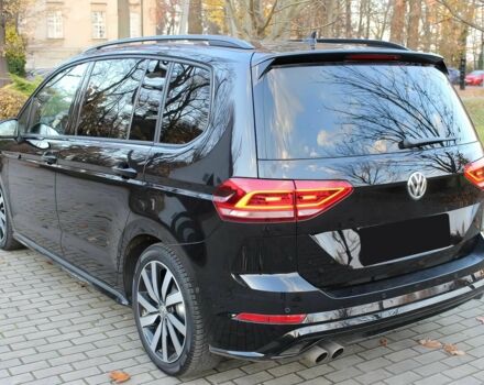 Черный Фольксваген Туран, объемом двигателя 1.8 л и пробегом 39 тыс. км за 5600 $, фото 4 на Automoto.ua