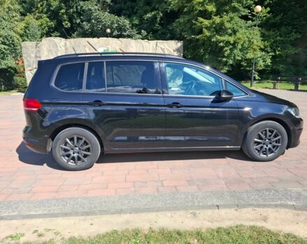 Черный Фольксваген Туран, объемом двигателя 2 л и пробегом 40 тыс. км за 7500 $, фото 5 на Automoto.ua