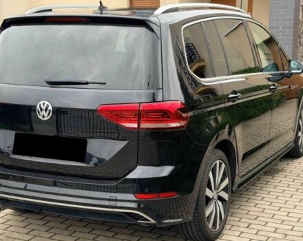 Черный Фольксваген Туран, объемом двигателя 0 л и пробегом 87 тыс. км за 12000 $, фото 3 на Automoto.ua