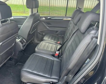 Черный Фольксваген Туран, объемом двигателя 2 л и пробегом 35 тыс. км за 6700 $, фото 10 на Automoto.ua