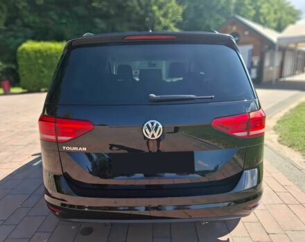 Черный Фольксваген Туран, объемом двигателя 2 л и пробегом 40 тыс. км за 7500 $, фото 4 на Automoto.ua