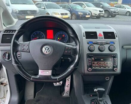 Черный Фольксваген Туран, объемом двигателя 2 л и пробегом 197 тыс. км за 6490 $, фото 21 на Automoto.ua