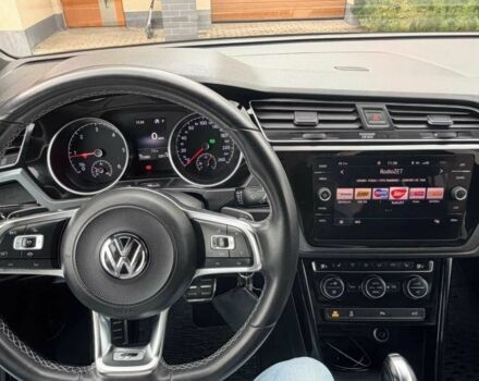 Черный Фольксваген Туран, объемом двигателя 0 л и пробегом 87 тыс. км за 12000 $, фото 5 на Automoto.ua