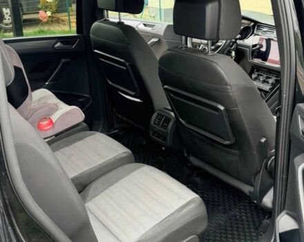 Черный Фольксваген Туран, объемом двигателя 0 л и пробегом 87 тыс. км за 12000 $, фото 9 на Automoto.ua