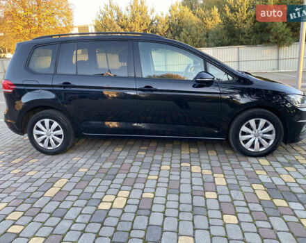 Черный Фольксваген Туран, объемом двигателя 2 л и пробегом 183 тыс. км за 16999 $, фото 1 на Automoto.ua